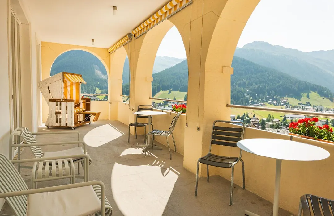 Davos Youth Hostel-1
